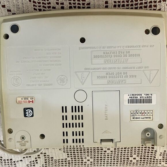 Vintage GE Landline Telephone and FM/AM Clock Radio Alarm Combo | phone - Picture 7 of 9